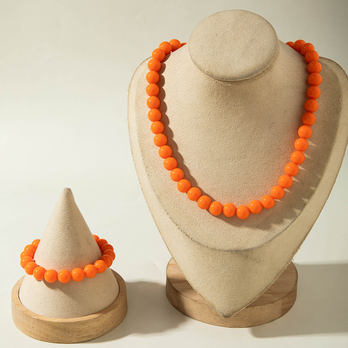 2pcs Minimalist Multi-color Acrylic Bead Necklace & Bracelet Set